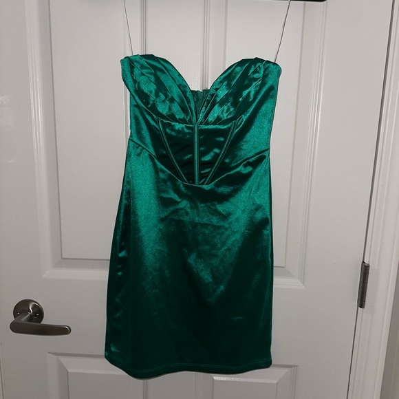 Princess Polly Rome Green Strapless Satin Mini Dress - Picture 2 of 4